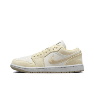 [FN3722-701] Giày Jordan 1 Low SE "Team Gold"